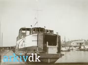 Færgen Lundeborg på ruten mellem Lundeborg og Lohals, 1932