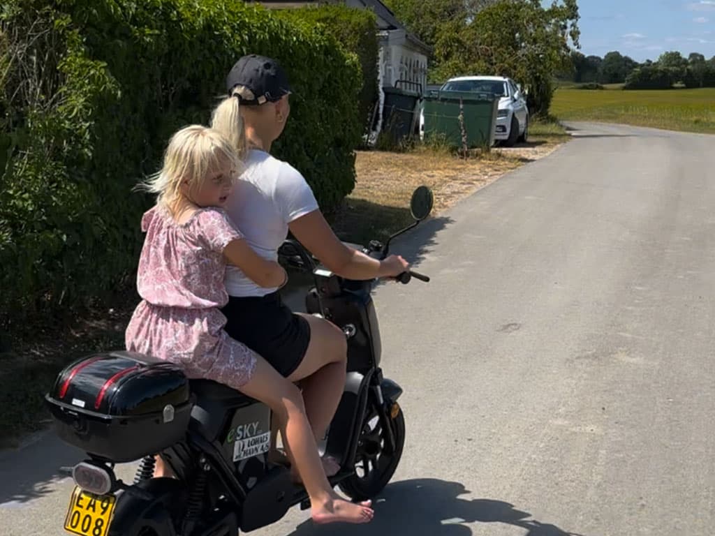 El-scooter udlejning på Lohals Havn, billede 3